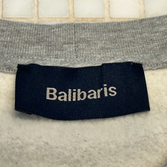 Balibaris Gray Au Charme Français Legend Embroidered Unisex Fleece Sweatshirt - Picture 3 of 10